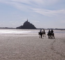 Randonnée à cheval au Mont Saint Michel et en Bretagne